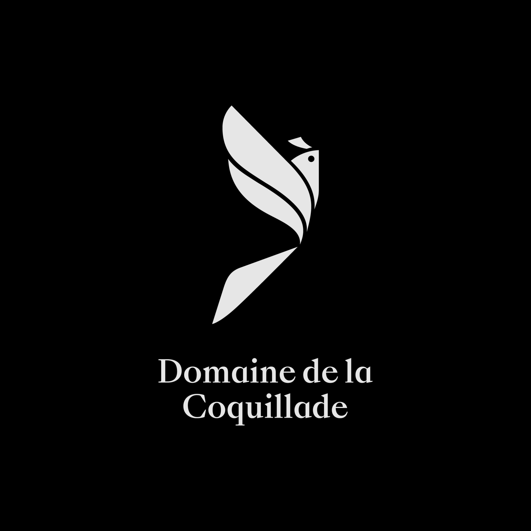 Logo des Domaine de la Coquillade, stilisierte weiße Haubenlerche auf schwarzem Hintergrund
