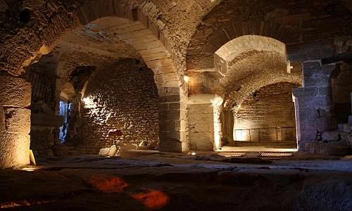 Caves du Palais Saint-Firmin