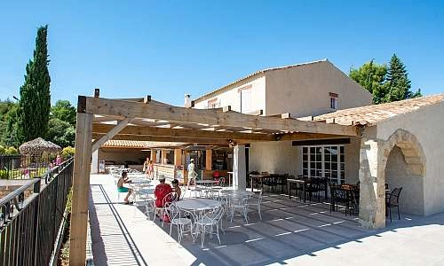 Camping les Hautes Prairies Lourmarin