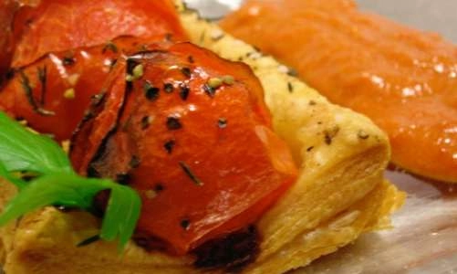 Petits feuilletés apéritif aux tomates cerises