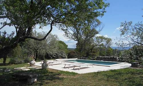 VVue de la piscine du Gustave