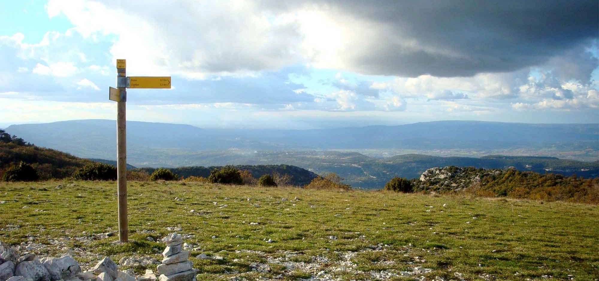 Combe des Cavaliers und Pelat von Buoux