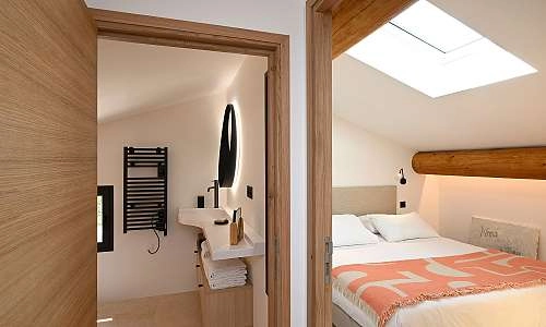 Chambre et salle de bain