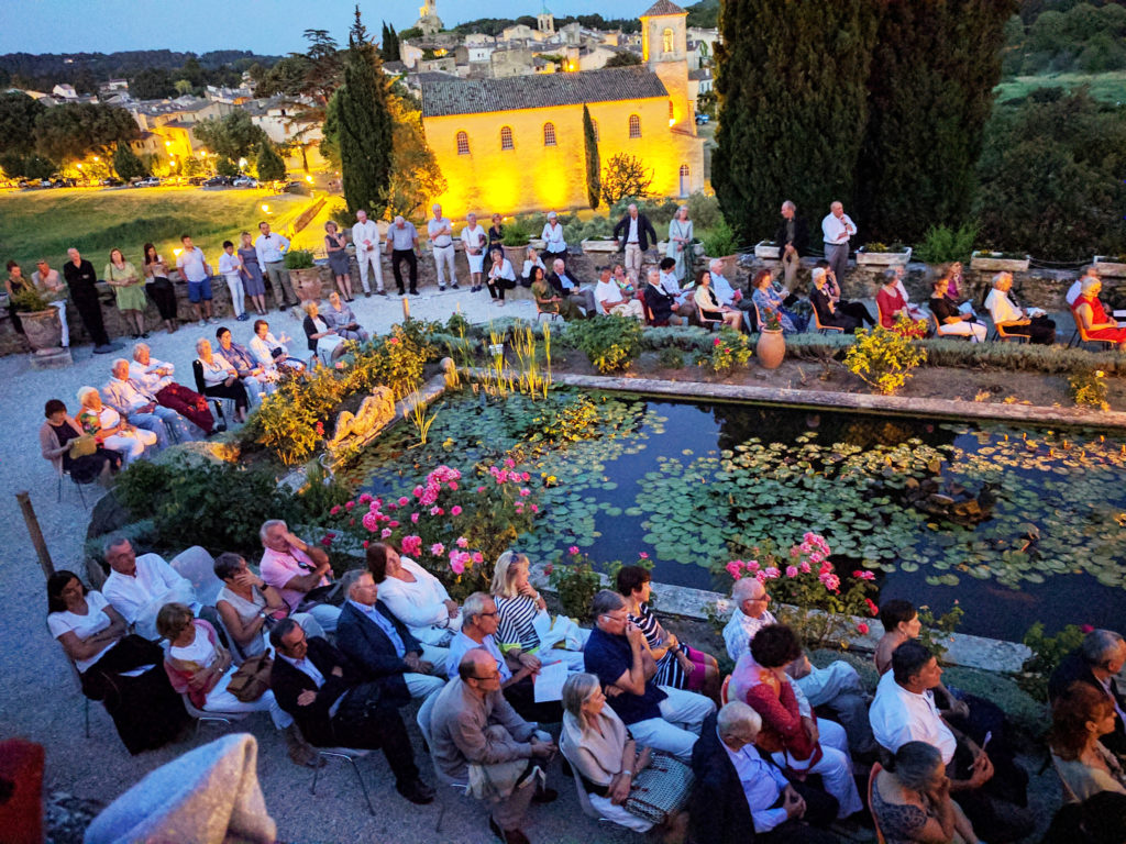 Open-Air-Konzert des Le Bonheur Musical Festivals im Château de Lourmarin
