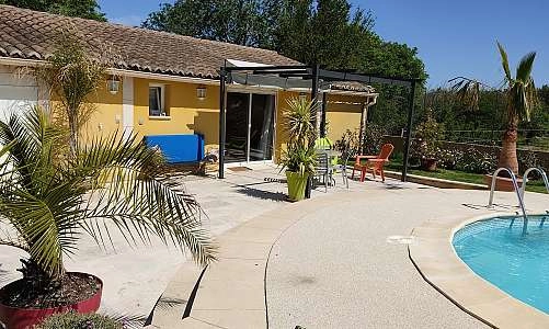 Terrasse avec pergola bioclimatique