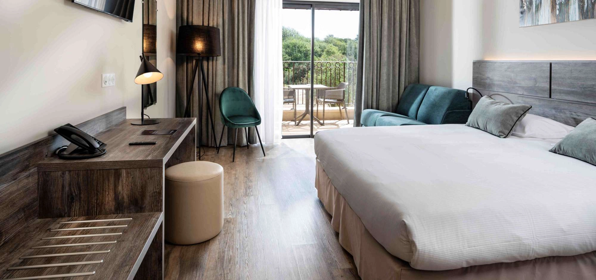 Mas de la Sénancole***