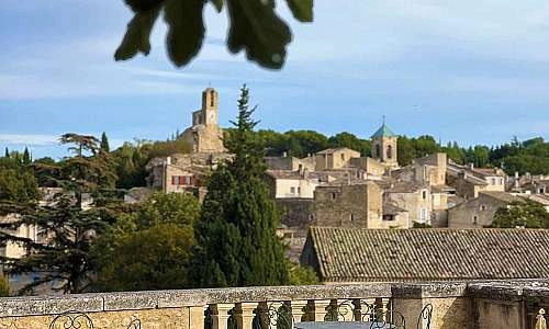 Chateau-lourmarin-panorama.jpg