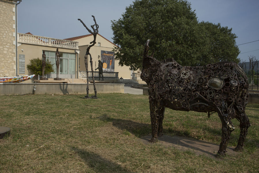 Fondation Blachère bei Bonnieux