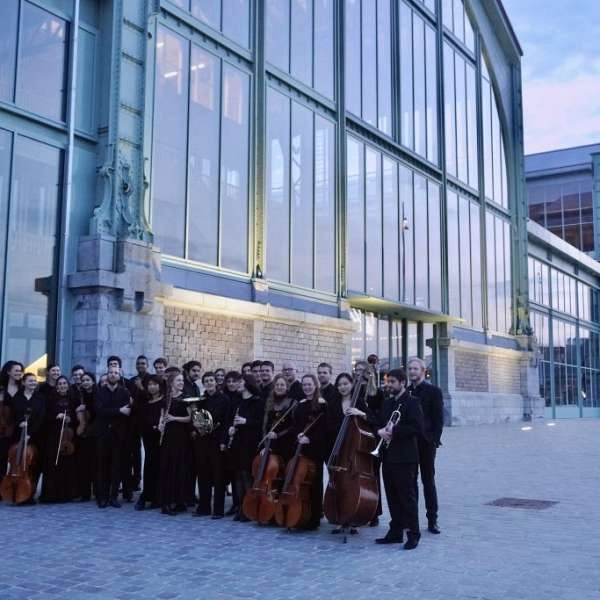 Die Solistinnen und Solisten des Orchesters BruMe im Konzert