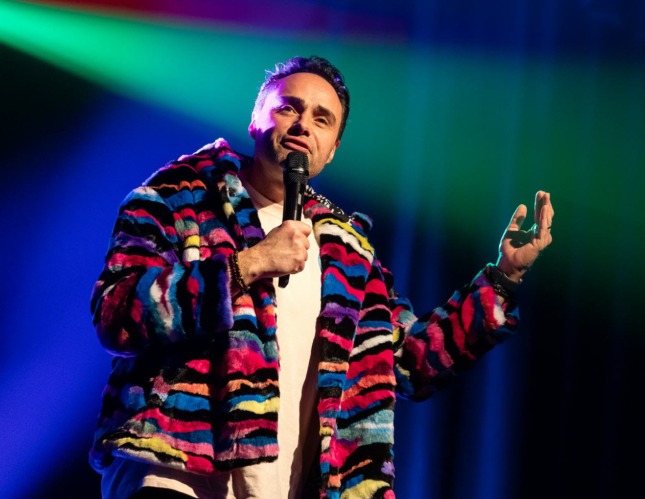 Mickaël Bièche in der Ein-Mann-Show Die Mittelklasse in Cavaillon