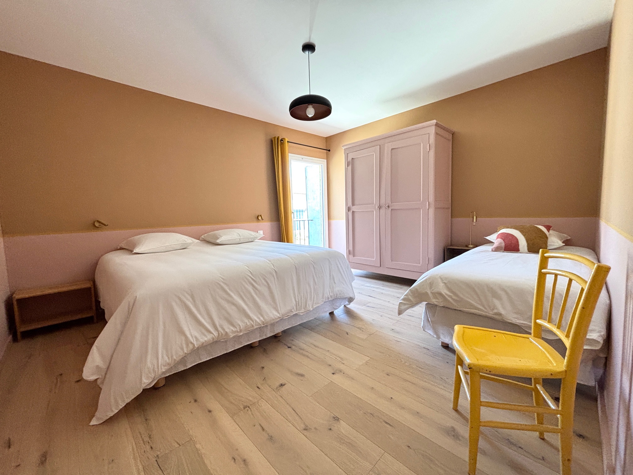 Familienzimmer der Maison Poumo