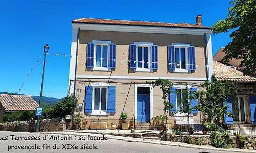Les Terrasses d'Antonin - Sa façade Provençale fin du XIXème