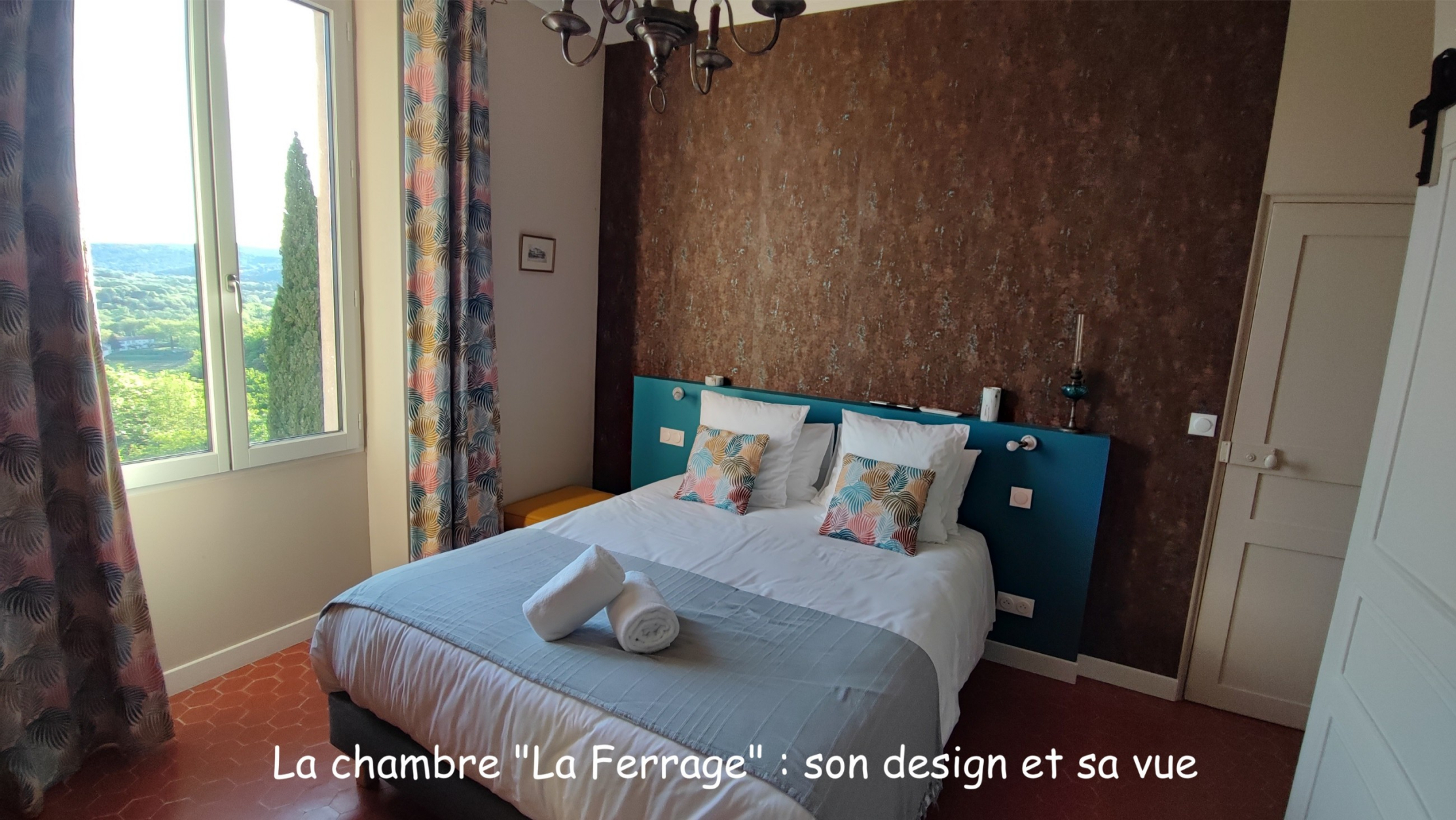 Gästezimmer La Ferrage mit moderner Einrichtung