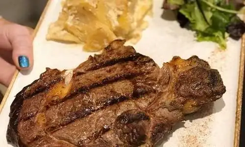 Au boeuf qui fume