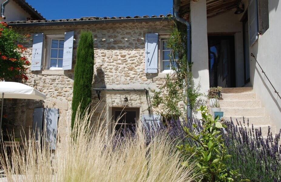 Provenzalisches Steinhaus La Maison Magnarelles in Maubec im Luberon