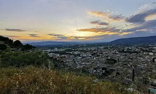 Colline Saint-Jacques - Cavaillon.jpg