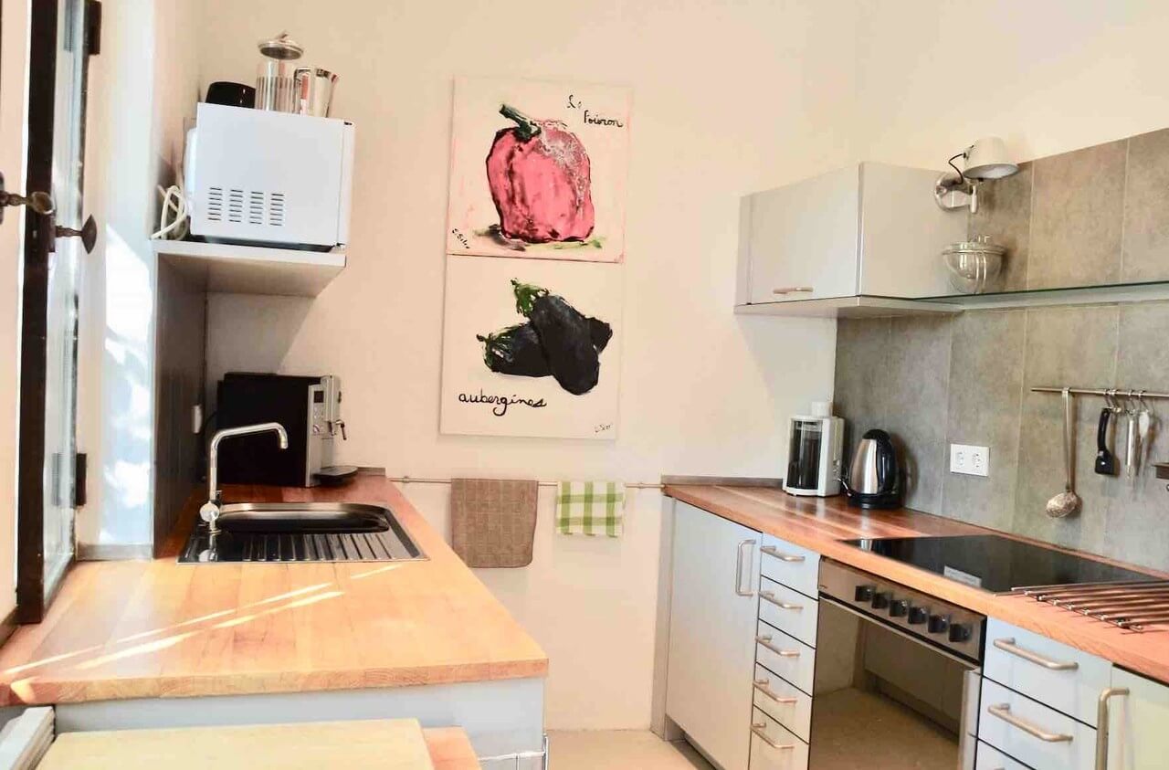 Voll ausgestattete Bulthaup-Küche der Les Cerisiers im Maison Bertuli