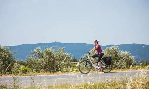Parcours vélo Luberon n°25 - Lourmarin - Cucuron- Cadenet