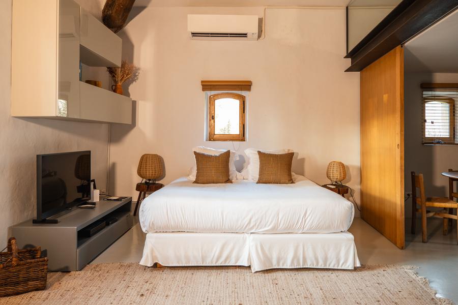 Helles Doppelzimmer im Le Galinier mit schlichter und warmer Atmosphäre