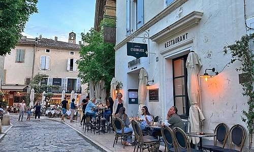 insolite-3-lourmarin.jpg